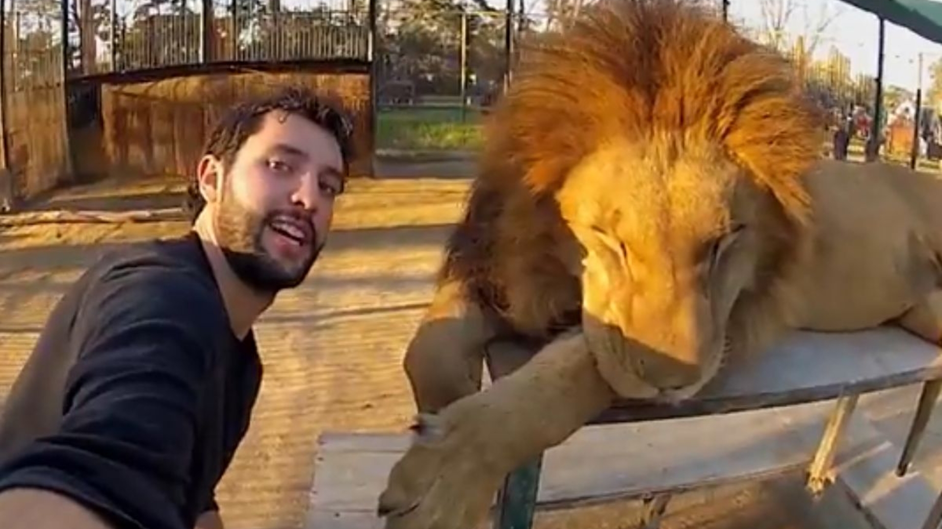 Alex Chacon machte sehenswerte Selfies mit der GoPro-Kamera