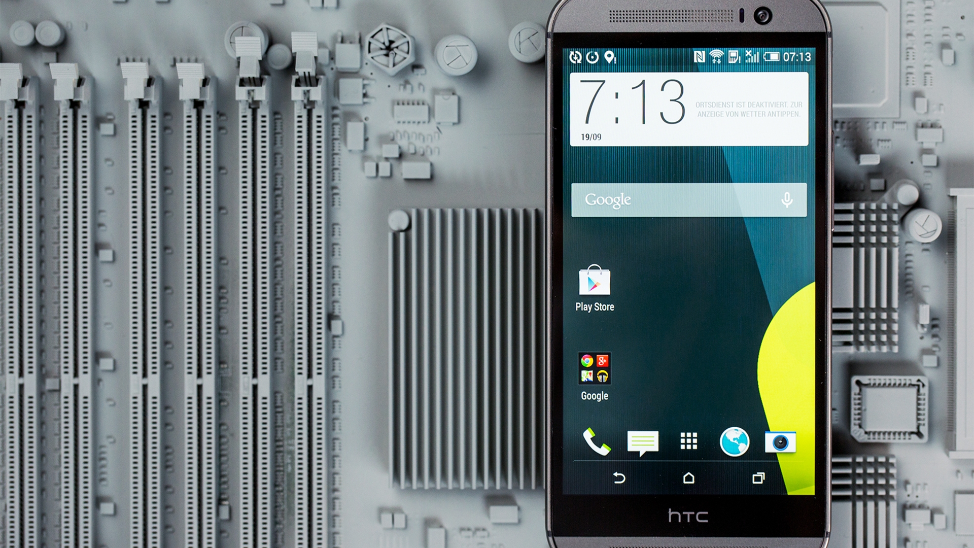 HTC One M8