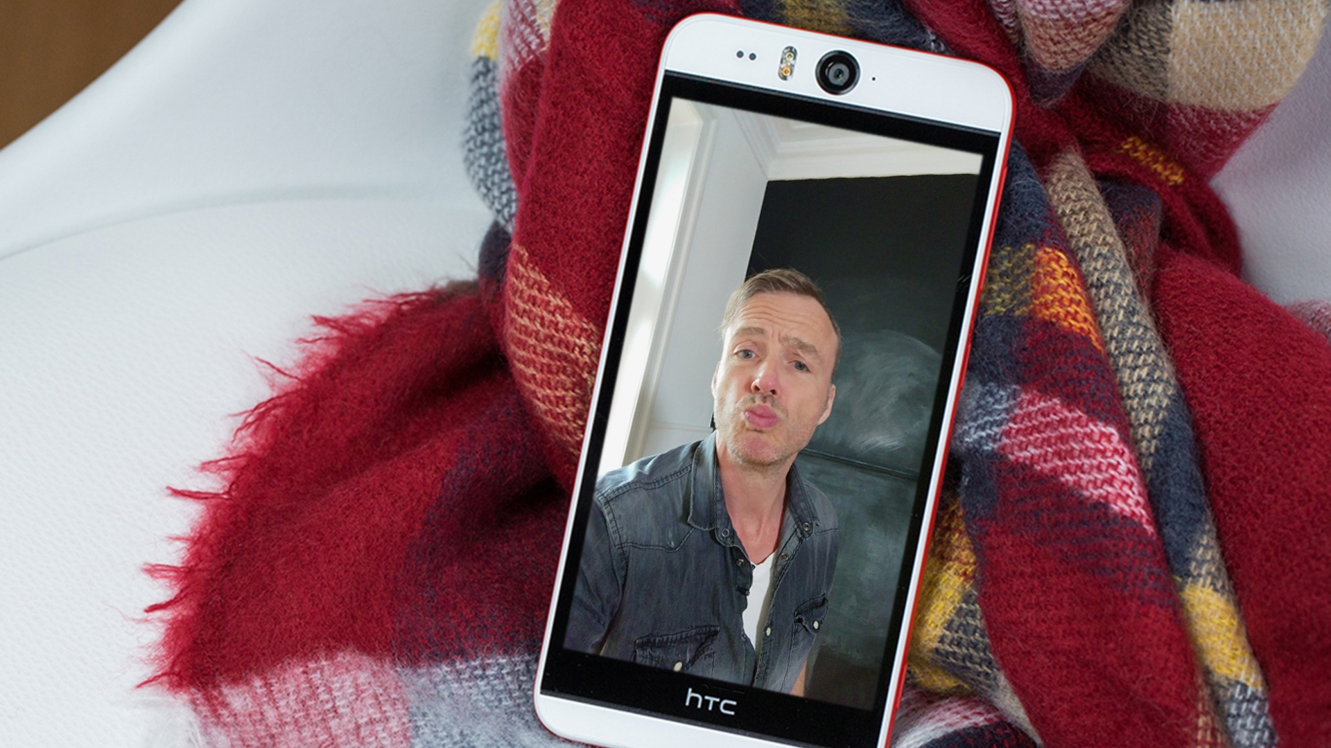 Das Desire Eye von HTC ist ein Selfie-Phone