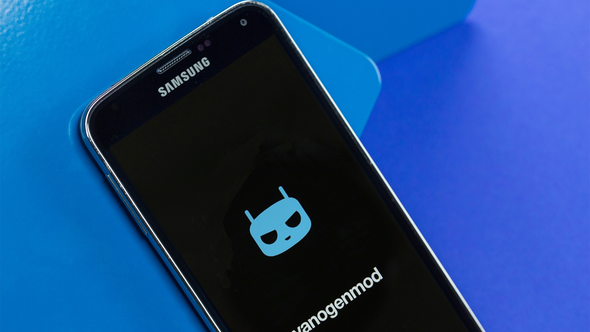 Cyanogen