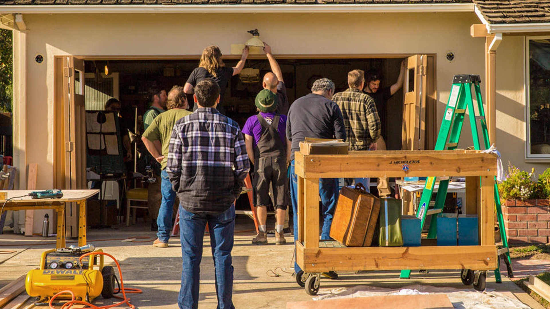 Dreh an Originalschauplätzen: die Garage von Steve Jobs' Elternhaus