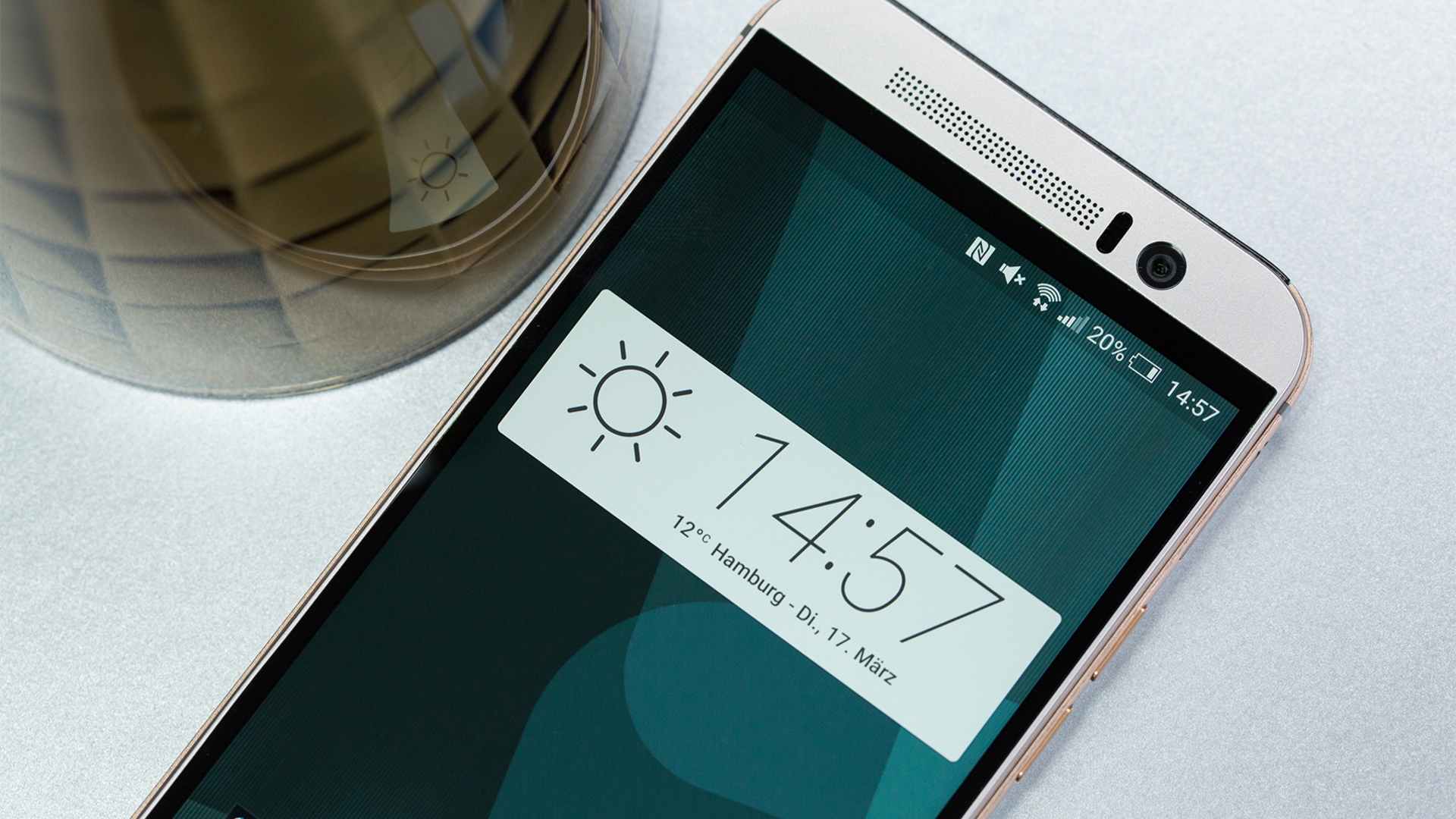 HTC One M9