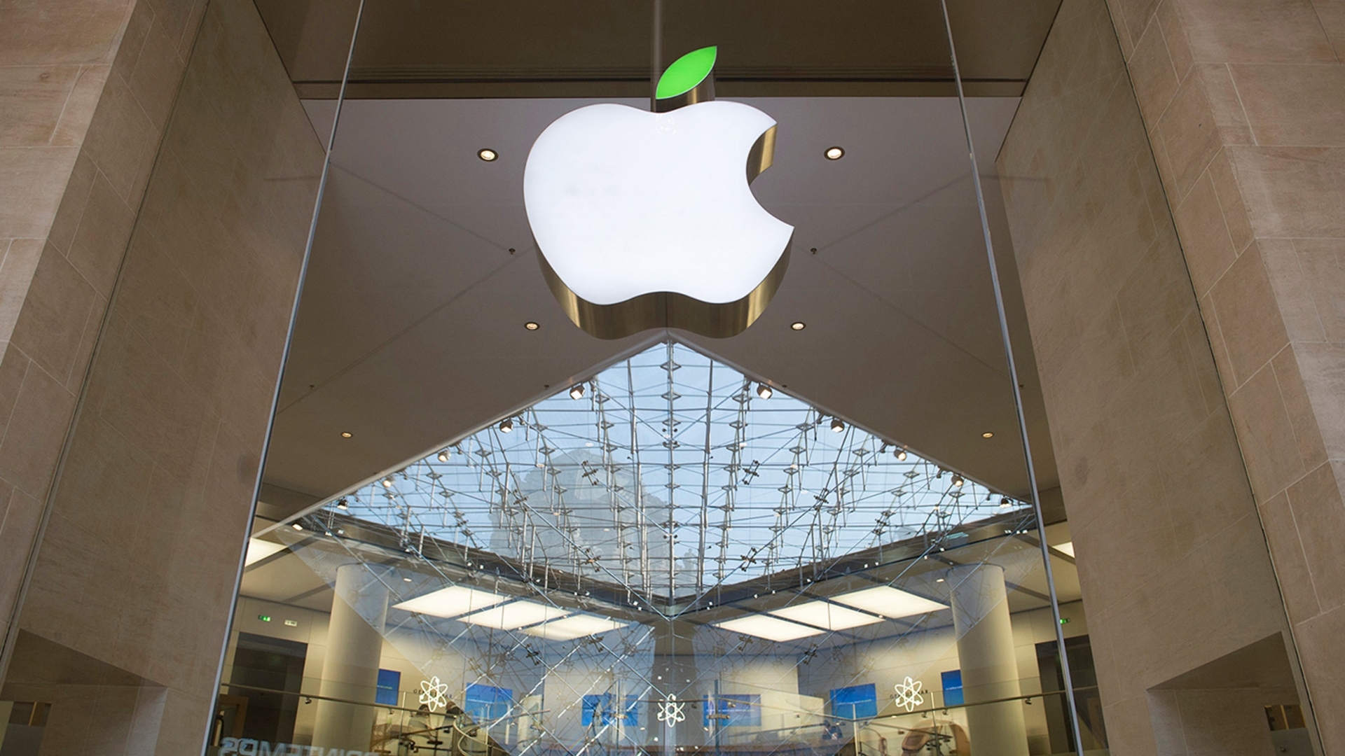 Apple Earth-Day: Apple Store Paris