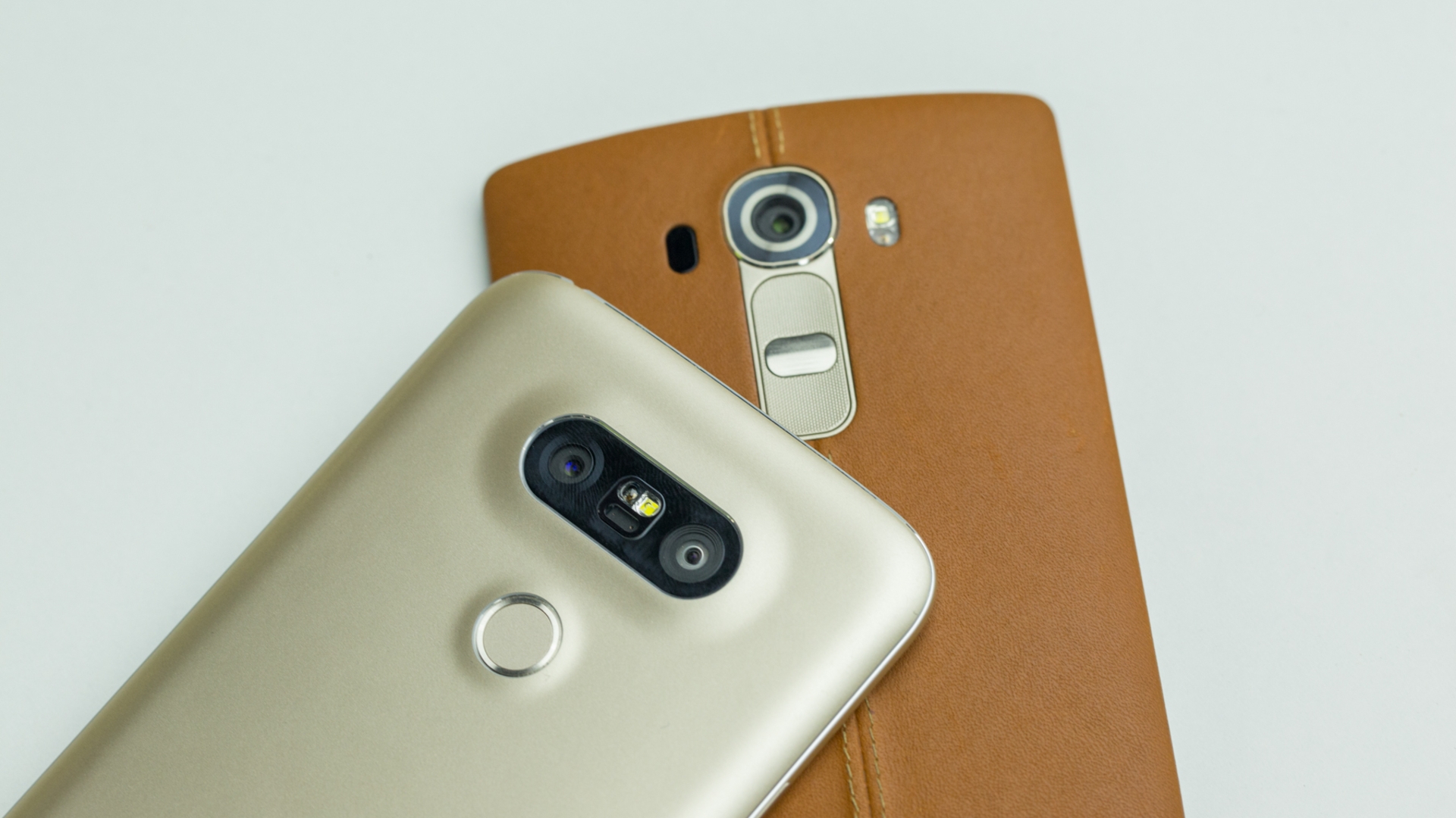 LG G5 vs. LG G4: Zwei gute Smartphones.