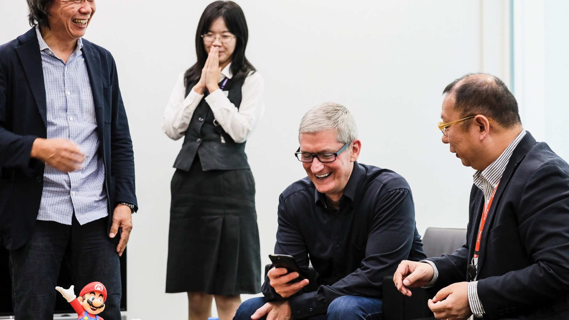 Tim Cook zu Besuch bei Nintendo und Shigeru Miyamoto