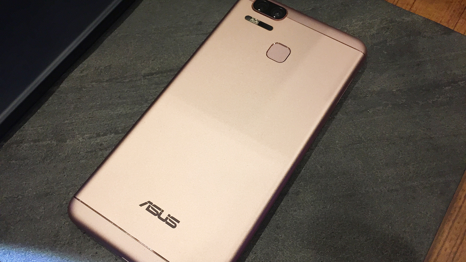 Asus ZenFone 3 Zoom