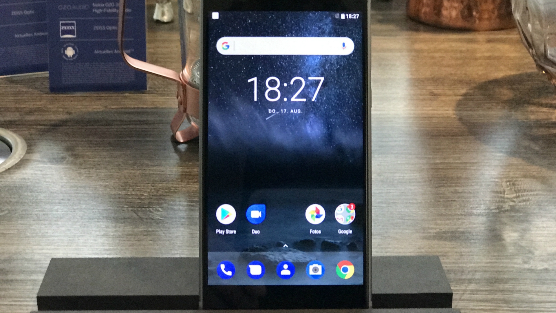 Nokia 8 front