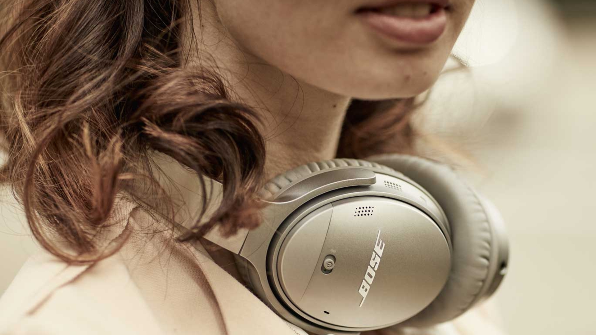 Die Bose QC 35 II sind mit dem Google Assistant ausgestattet