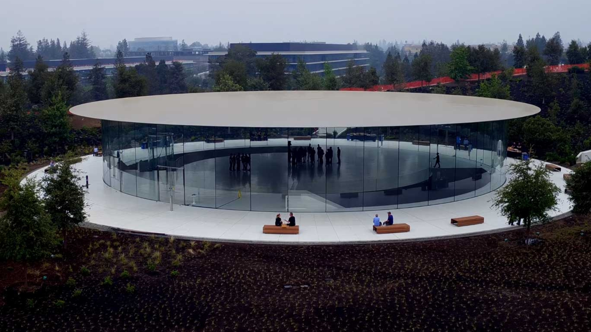 Das Steve Jobs Theater ist fertig