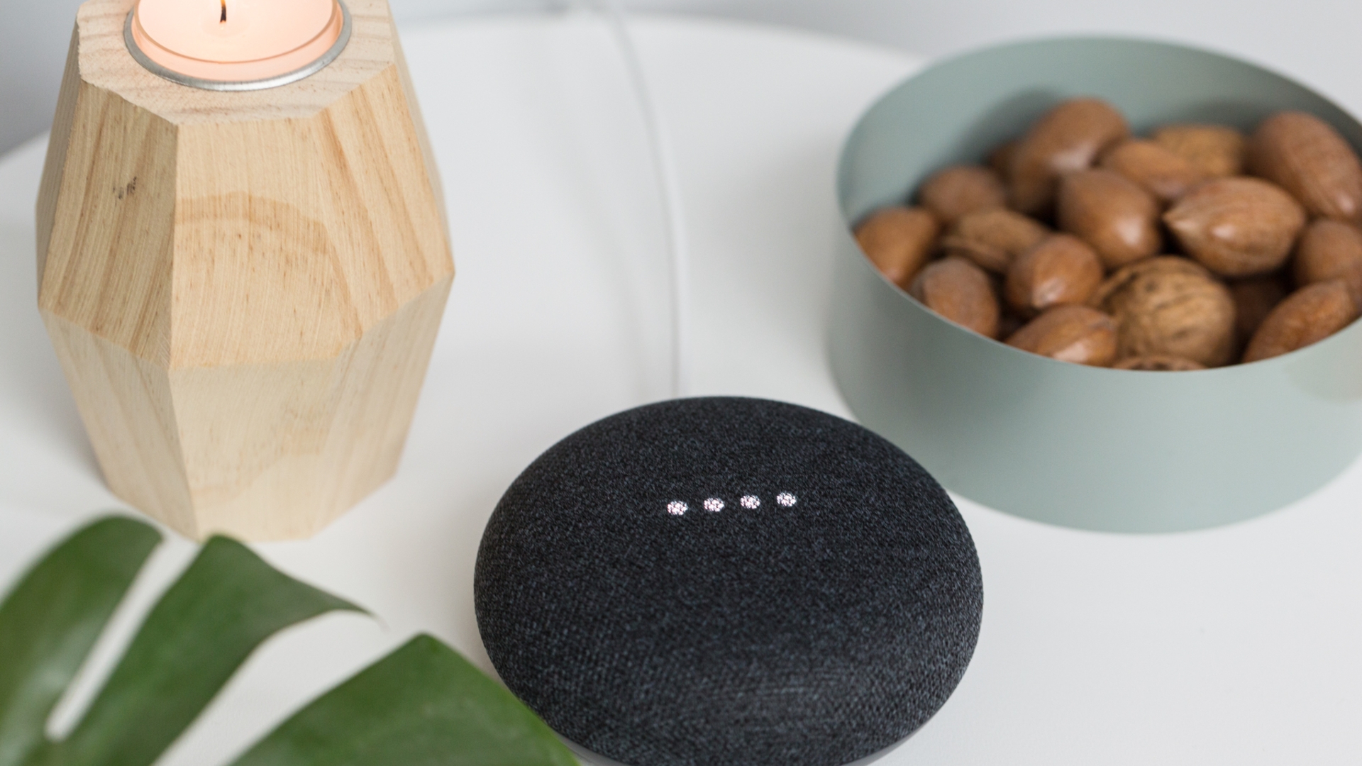 Google Home mini von oben