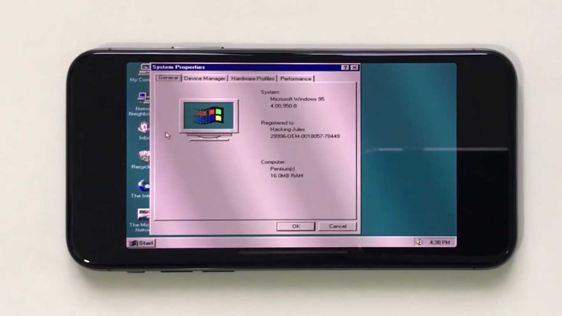 Auf dem iPhone X läuft offenbar auch Windows 95