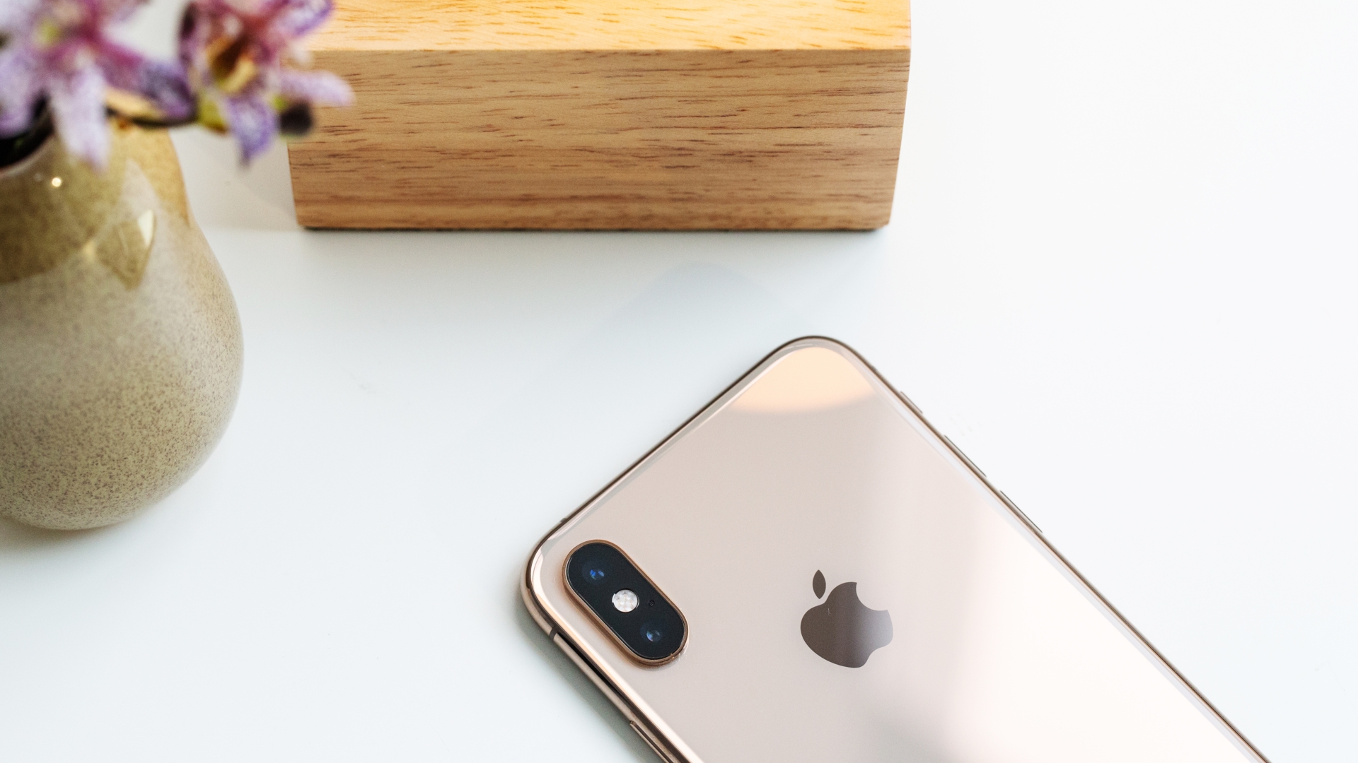 Apple iPhone Xs