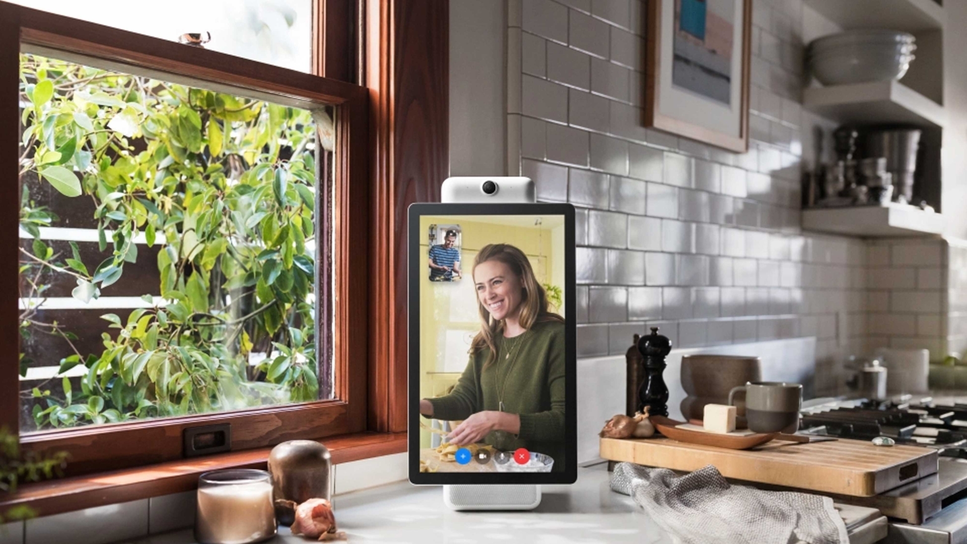 Facebook Portal in der Küche