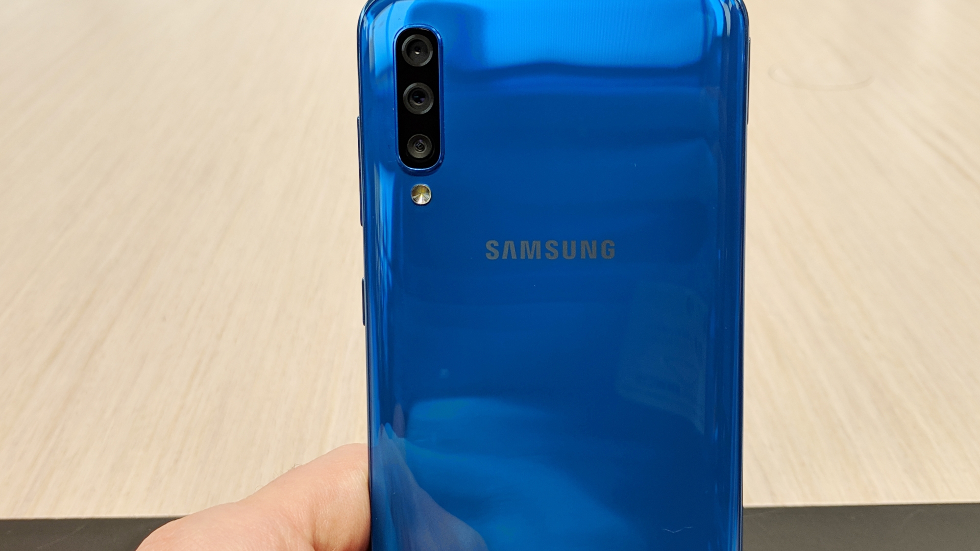 Samsung Galaxy A50 mit Triple-Kamera – wie Galaxy A90