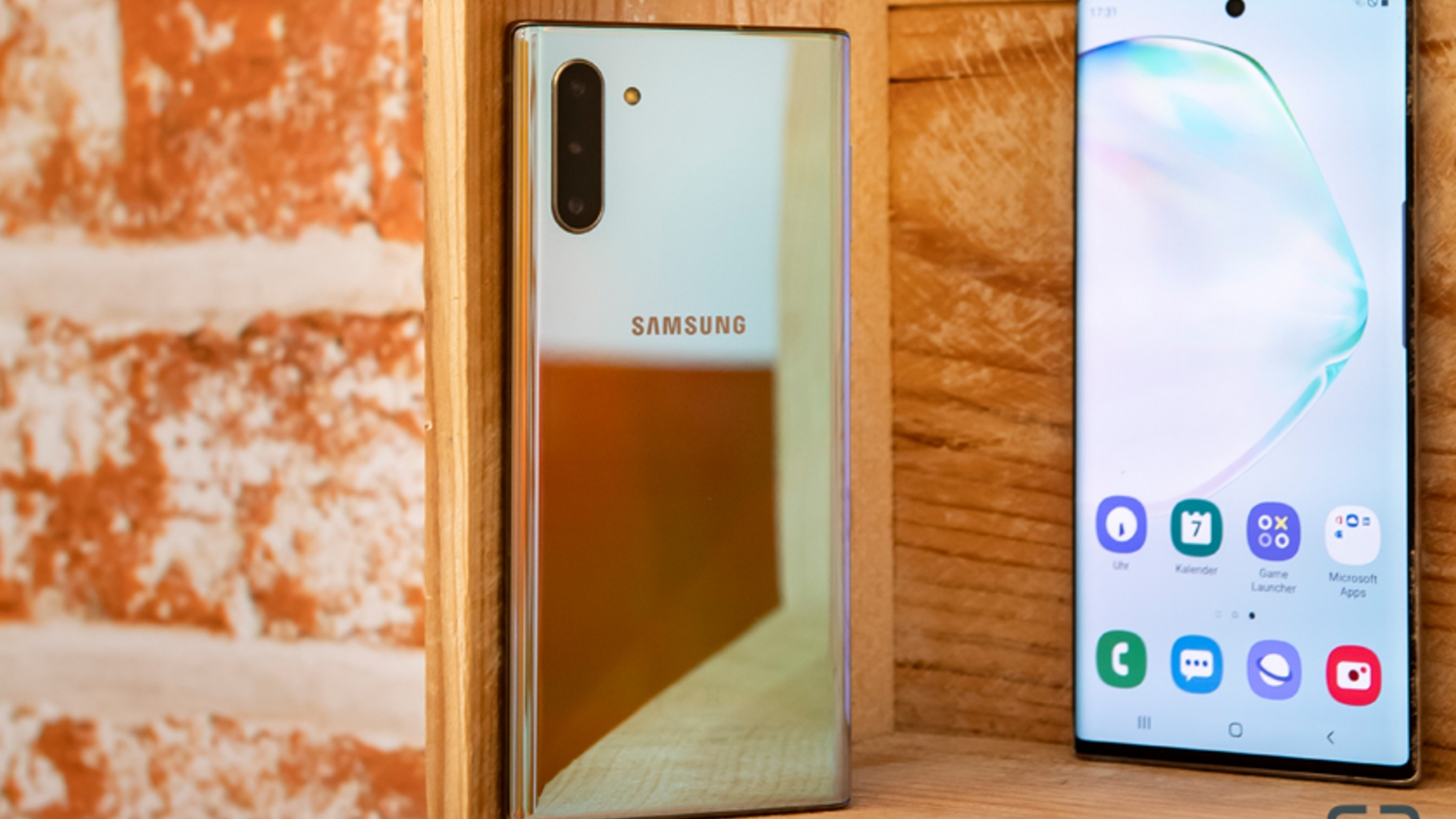 Galaxy Note 10 5G in Knallrot: Für diese Farbe ist eine Hülle zu Schade