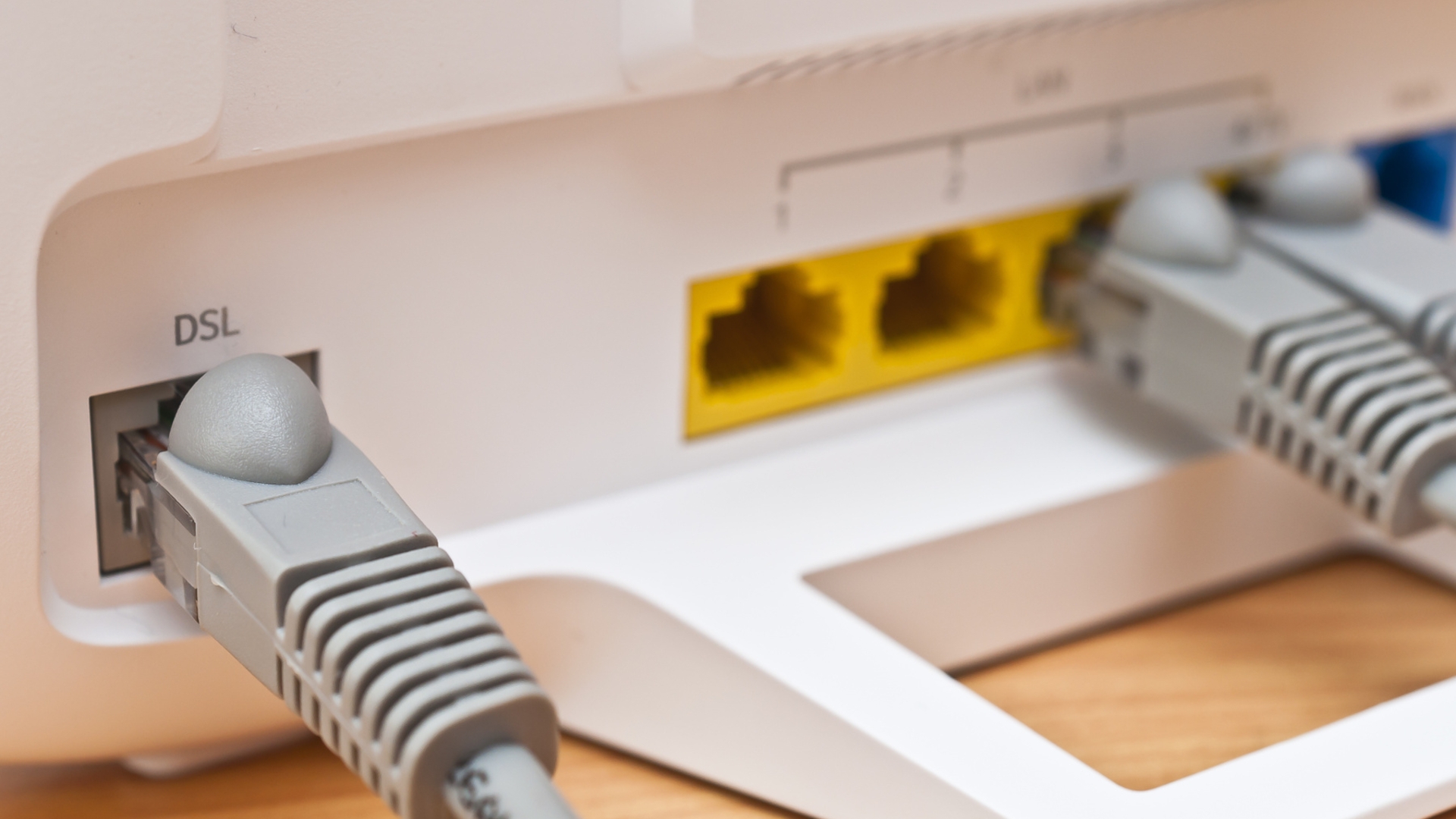 Rückseite eines DSL-Routers