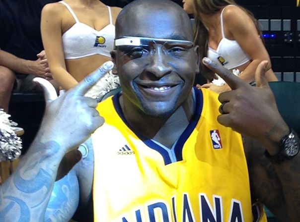 Zwecks Broadcasting: Die Indiana Pacers setzen auf Googles Datenbrille.