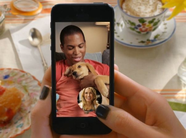 Die neue Version von Snapchat bietet auch eine Video-Chat-Funktion