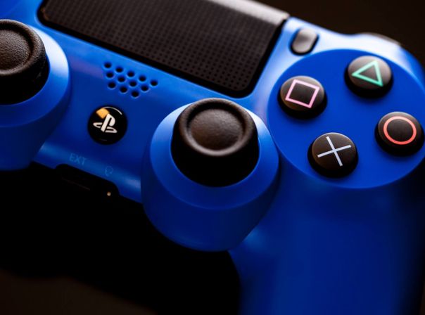 Playstation Wave Blue DualShock 4