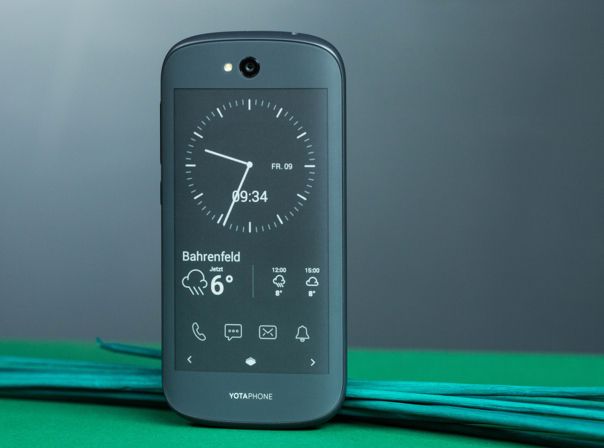 Yotaphone 2