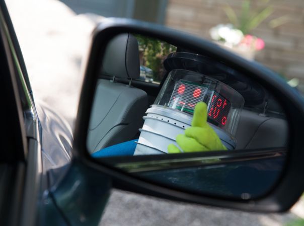 hitchBOT