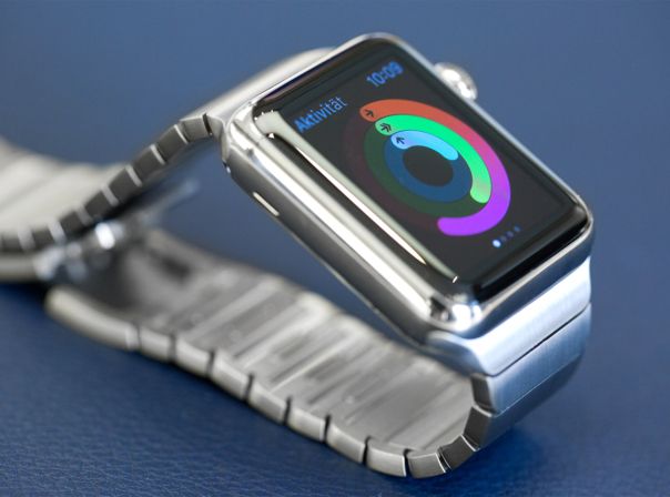 Apple Watch mit aktivierter Fitness-App