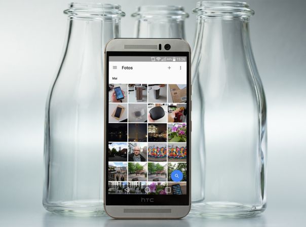 Google Fotos auf einem HTC-Smartphone