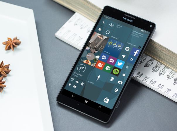 Eine Woche mit Windows 10 Mobile: Mein Startbildschirm.