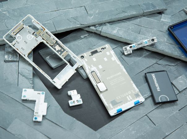 Auseinandergenommen: das Fairphone 2