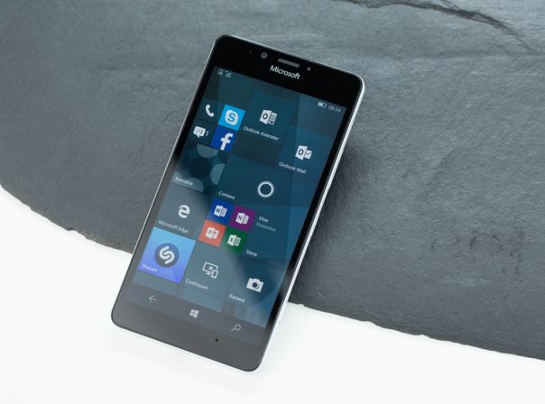 Microsoft Lumia 950