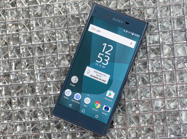 SONY Xperia XZ