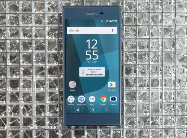 SONY Xperia XZ