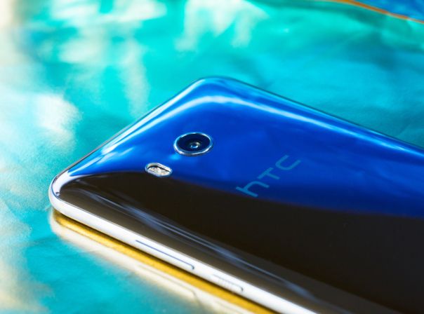 HTC U11