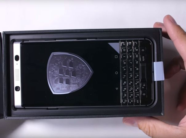 BlackBerry Keyone YouTube JerryRigEverything