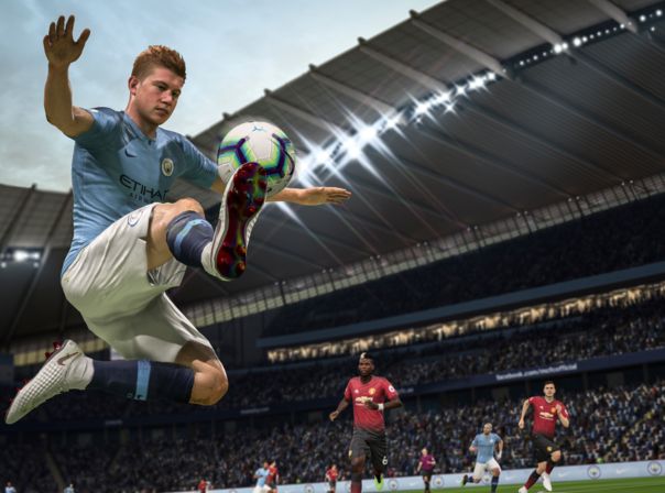 FIFA-Spieler mit Ball