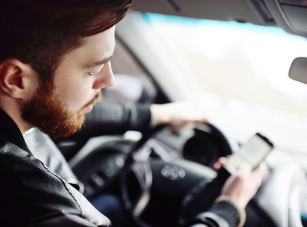 Smartphone, Auto fahren, Steuer