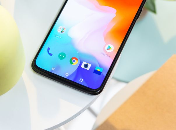 OnePlus 6T Display