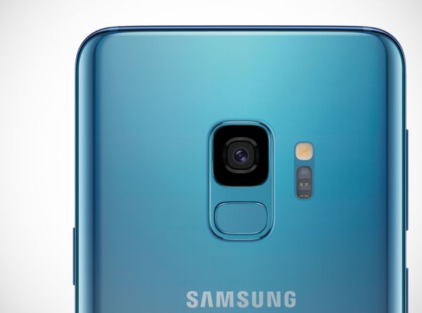 Galaxy S9 Plus in Polaris Blue