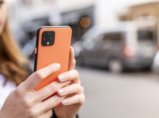 Google Pixel 4 in Orange