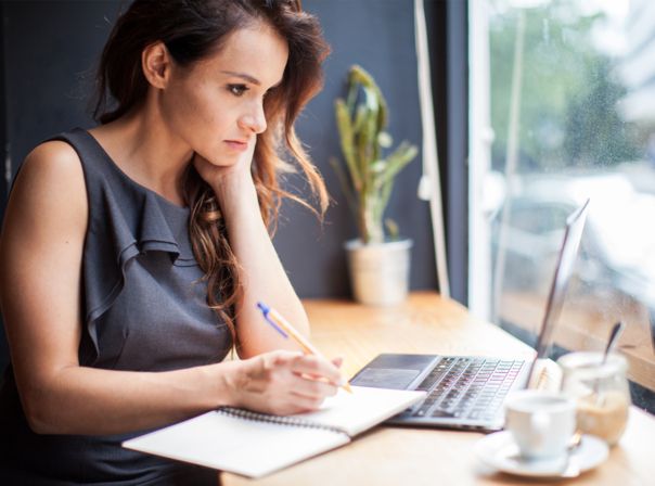 Internet für unterwegs im Café