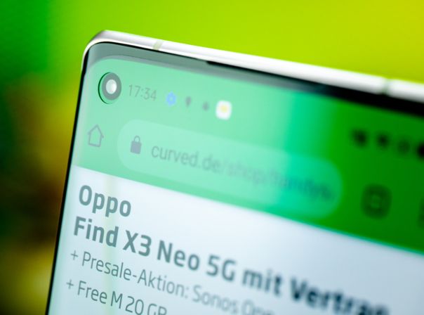 OPPO Find X3 Neo Display