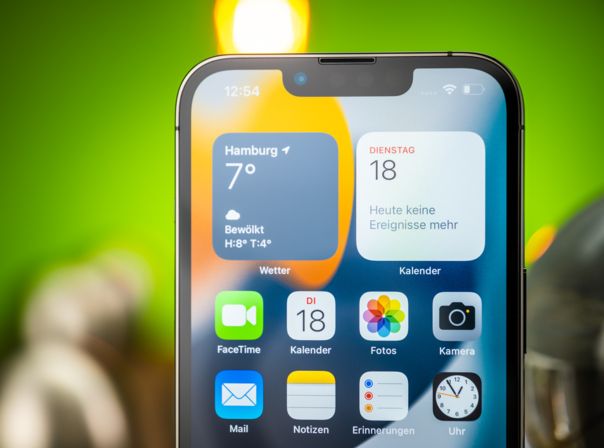 iPhone 13 Pro Test Display