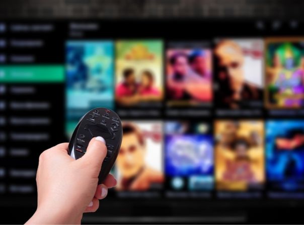 Fernseher mit Netflix Beitragsbild