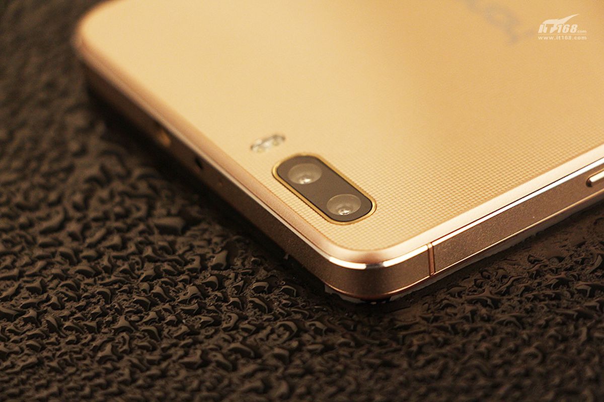 Huawei Honor 6 Plus gold