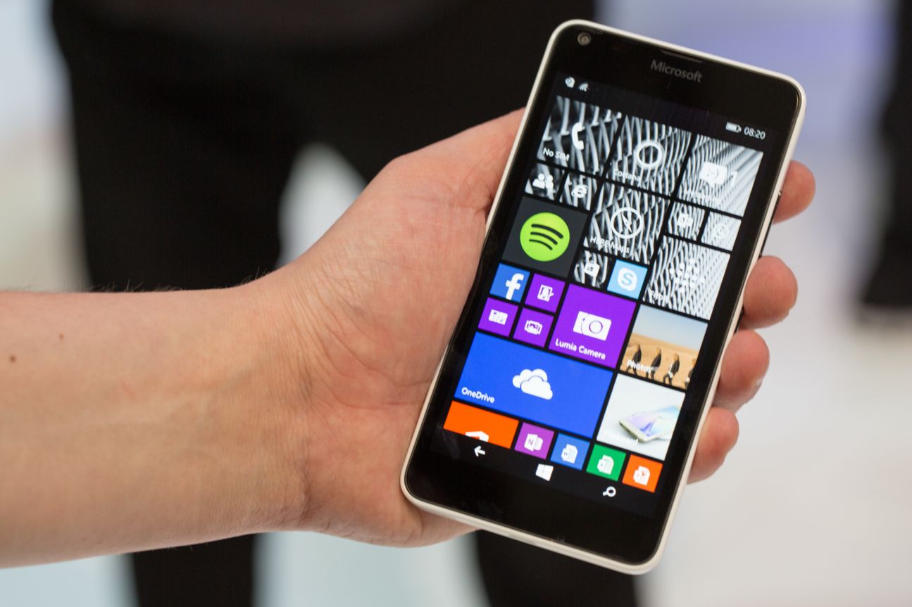 Lumia 640