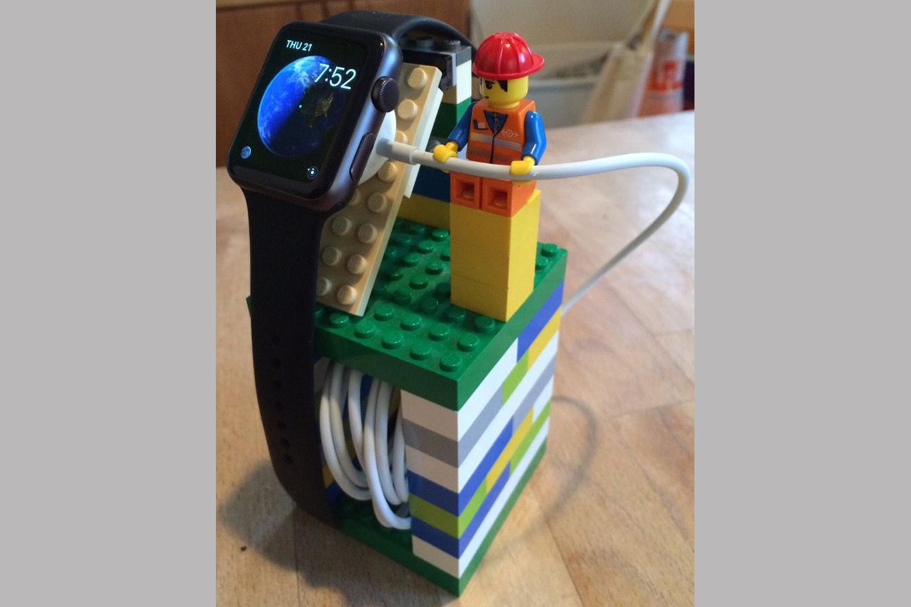 Apple Watch Stand Lego