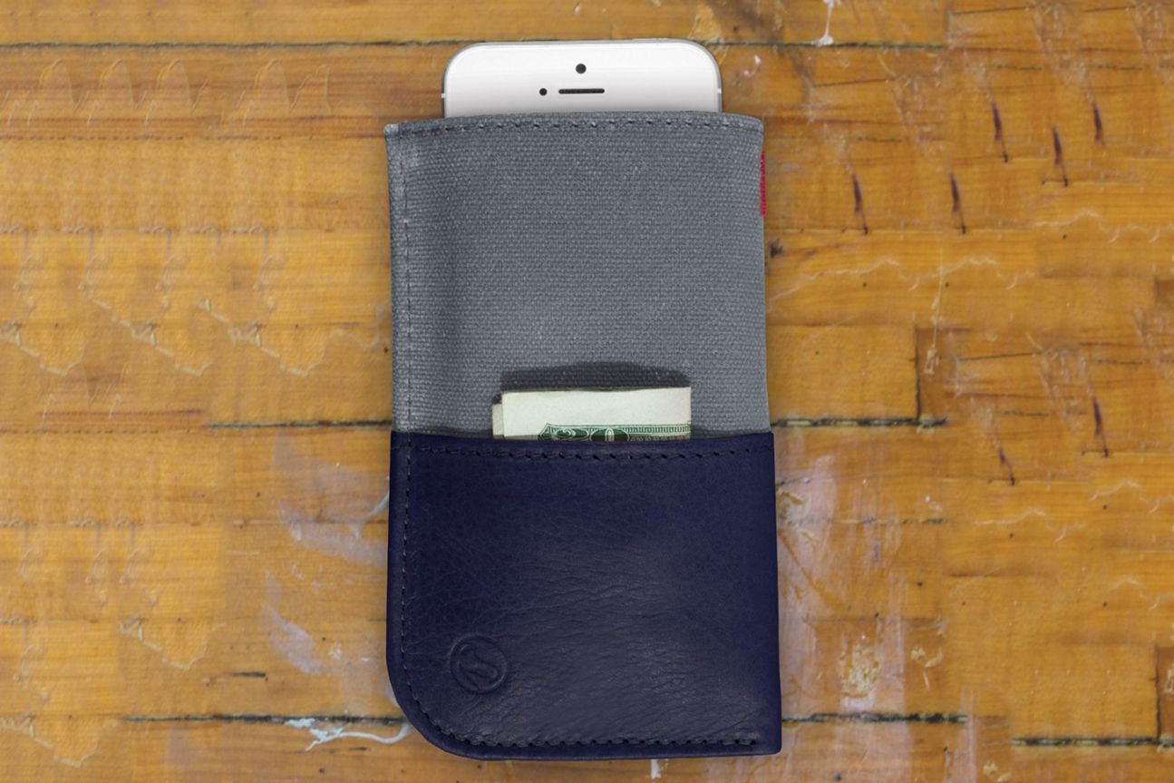 Dodo Case Used Look Wallet