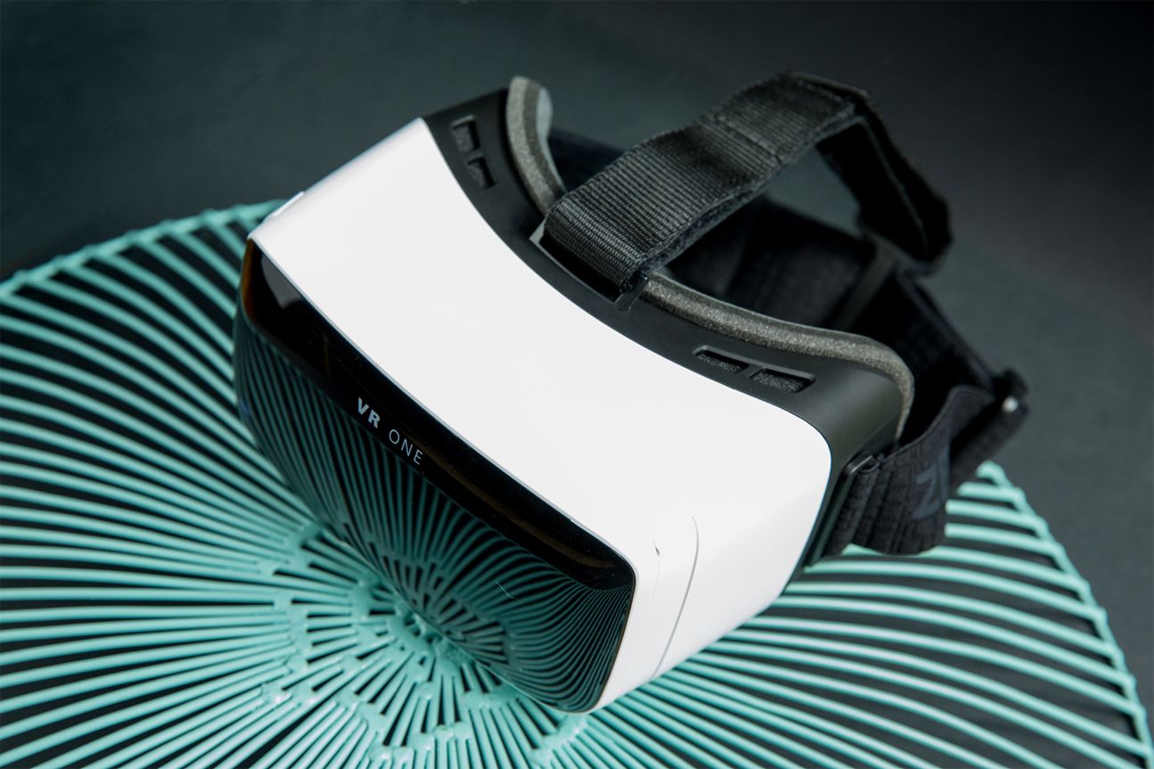 Zeiss VR One