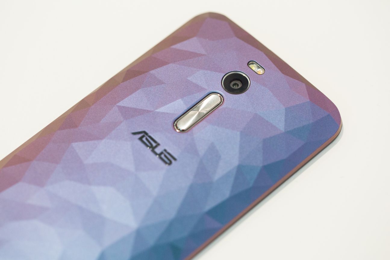 Asus Zenfone 2 Deluxe