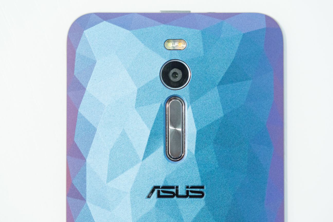 Asus Zenfone 2 Deluxe